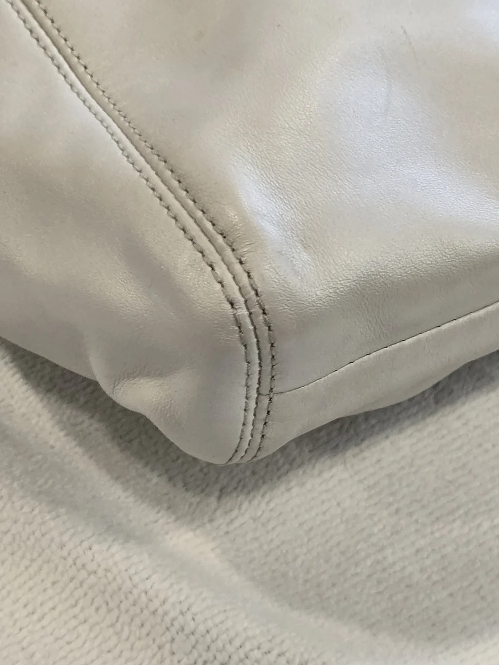 Coach Cream Leather Shoulder Bag with Silver Hardware